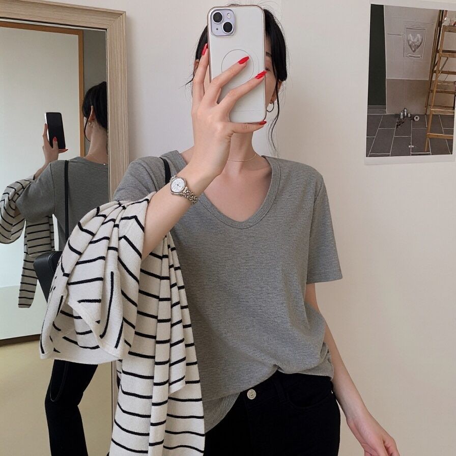 Women's Basic Short Sleeve T-Shirt