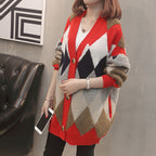 Women's Patterned Knit Cardigan with Button Details and Relaxed Fit