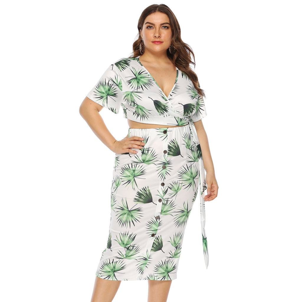 Women's Elegant Summer Outfit with Floral Print and Wrap Detail
