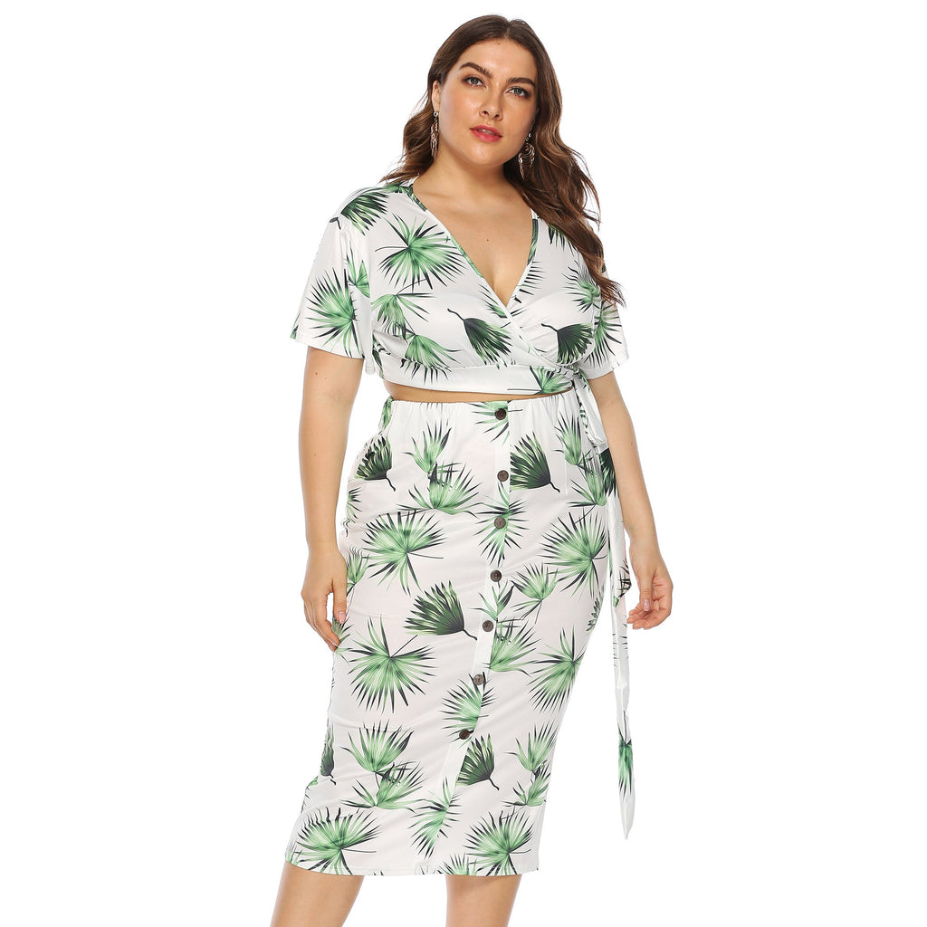 Women's Elegant Summer Outfit with Floral Print and Wrap Detail