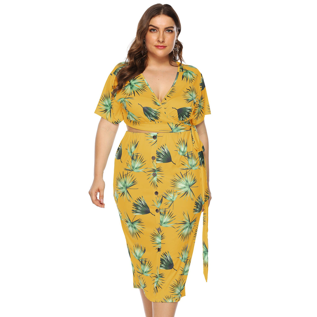 Women's Elegant Summer Outfit with Floral Print and Wrap Detail