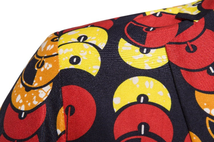 Women's Blazer with Bold Pattern Print and Fitted Cut