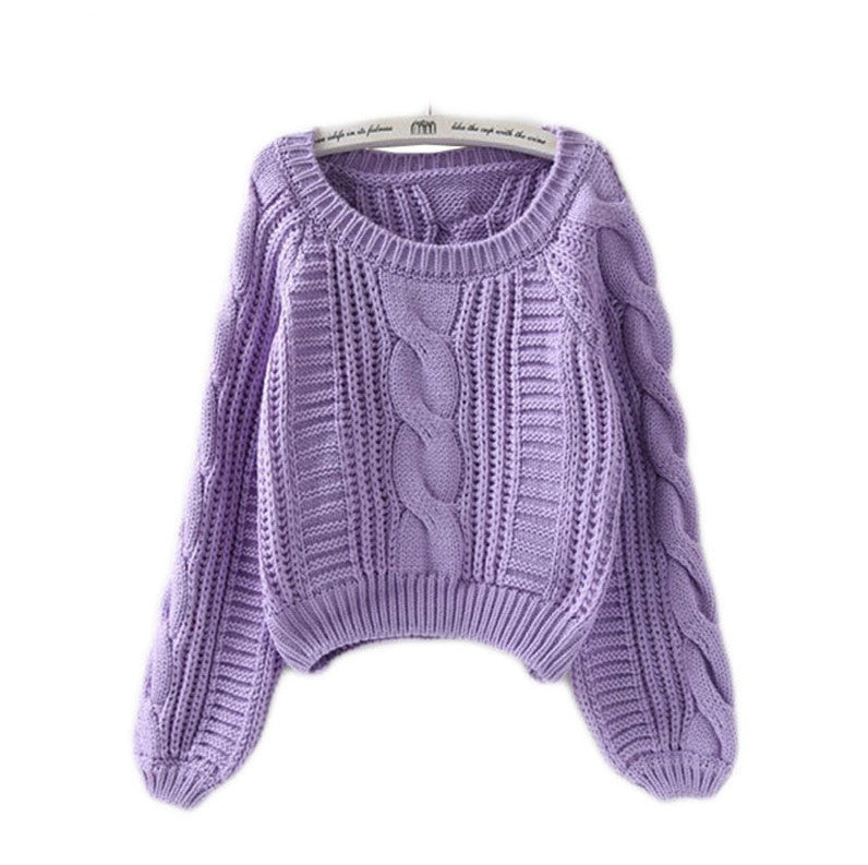 Women's Chunky Knit Sweater with Voluminous Sleeves and Cable Knit