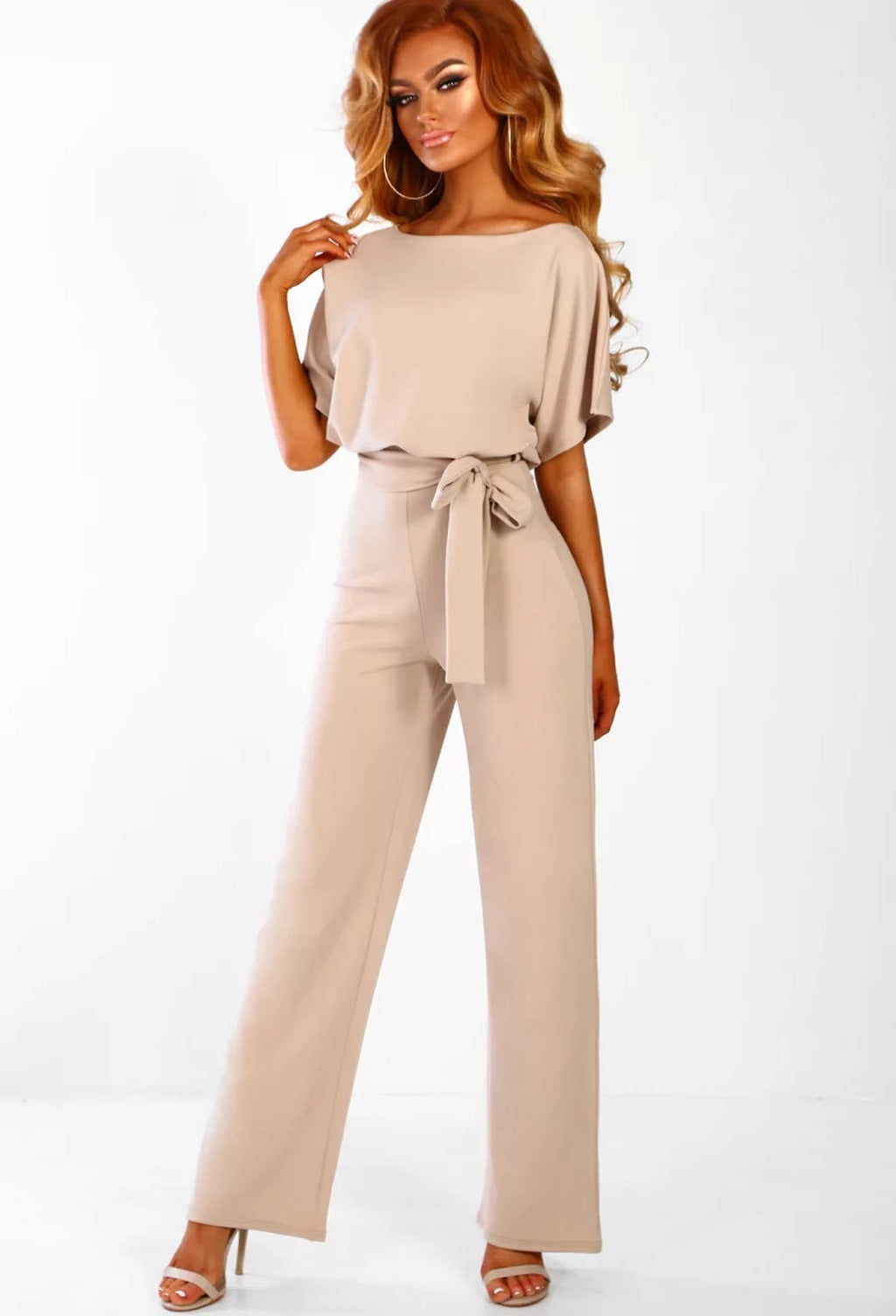 Elegant Women's Set with Flowy Blouse and Wide-Leg Trousers