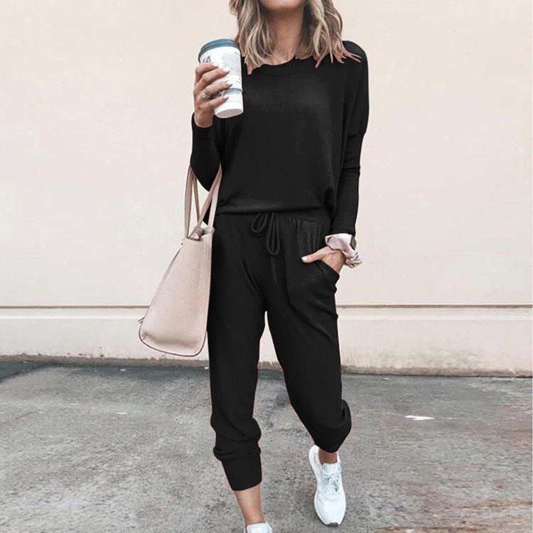 Women's Comfortable Jumpsuit with Fashionable Round Neck and Adjustable Waist