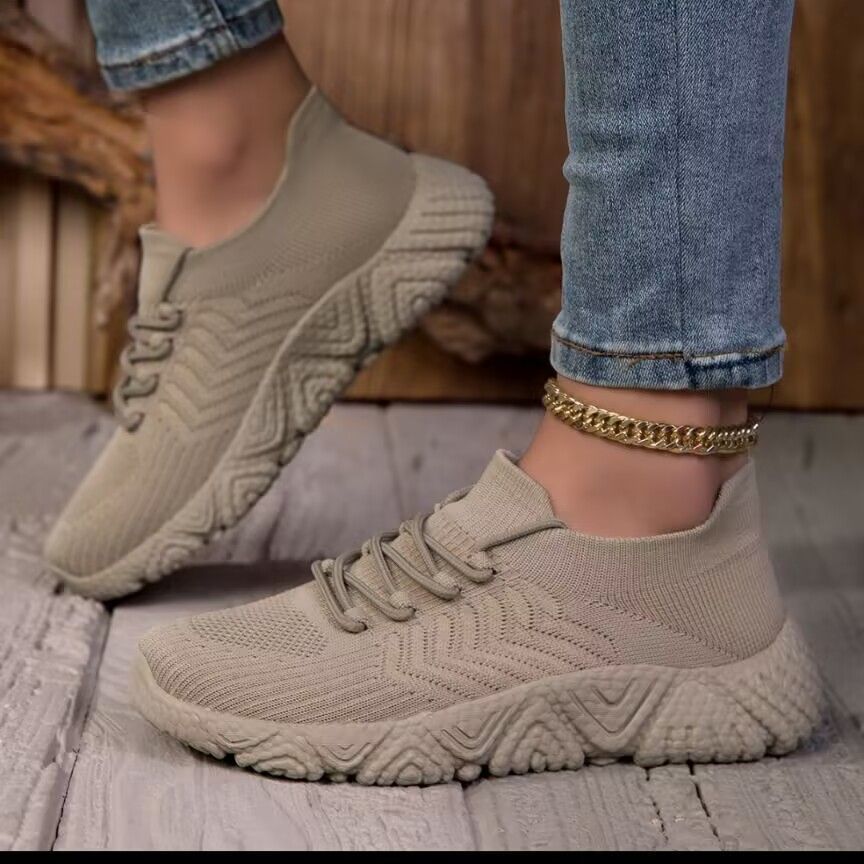 Breathable Women's Running Shoes