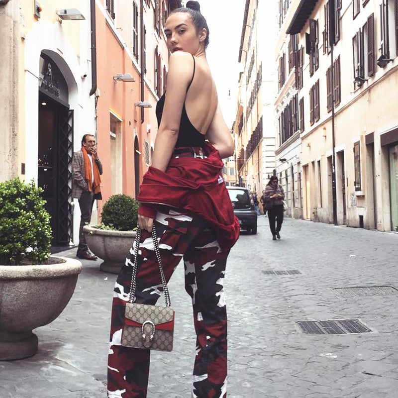 Women's Camouflage Cargo Pants with Elastic Waistband and Practical Pockets