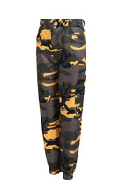Women's Camouflage Cargo Pants with Elastic Waistband and Practical Pockets