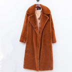 Women's Elegant and Voluminous Faux Fur Coat with Wide Collar