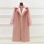 Women's Elegant and Voluminous Faux Fur Coat with Wide Collar
