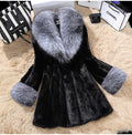 Elegant Faux Fur Coat with Luxurious Collar