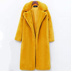 Women's Elegant and Voluminous Faux Fur Coat with Wide Collar