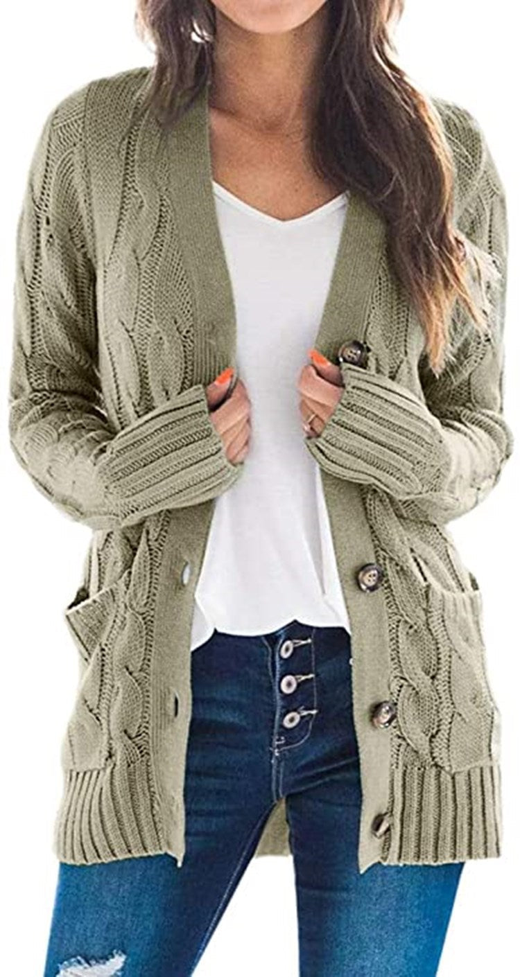 Women's Chunky Knit Cardigan with Cable Knit Pattern and Pockets