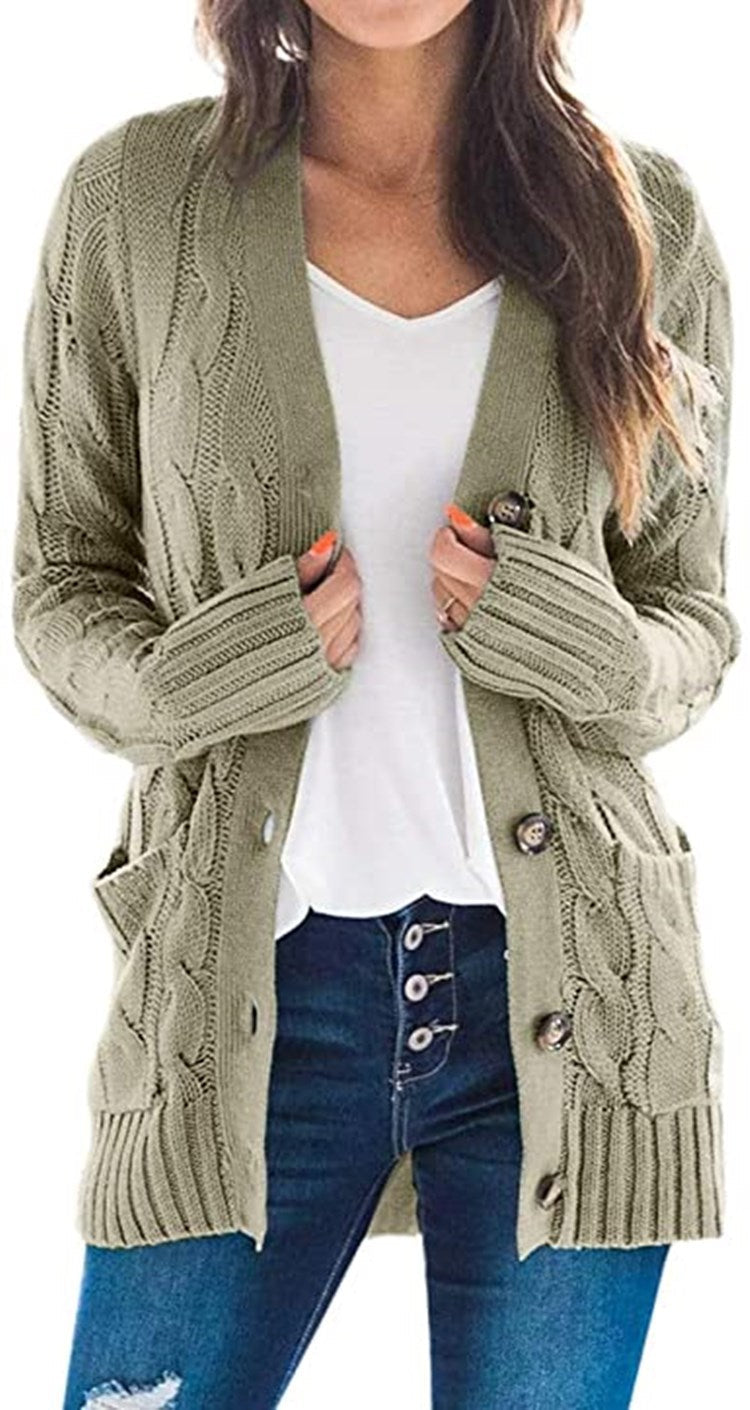 Women's Chunky Knit Cardigan with Cable Knit Pattern and Pockets