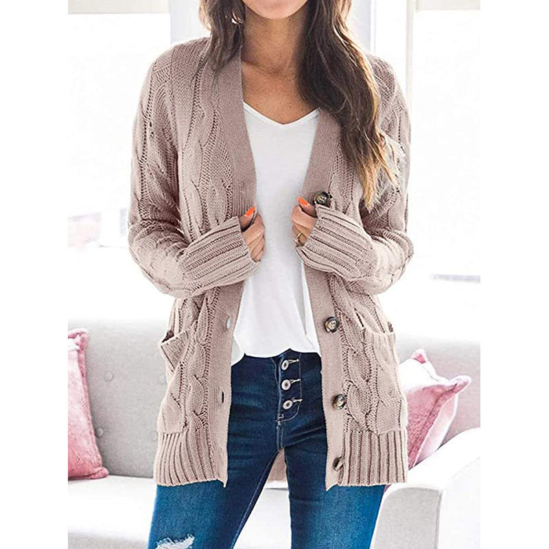 Women's Chunky Knit Cardigan with Cable Knit Pattern and Pockets