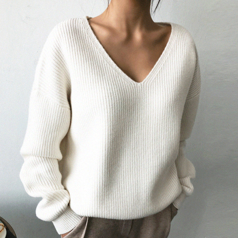 Women's Elegant V-Neck Knit Sweater with Textured Design
