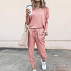 Women's Casual Jogging Suit with Relaxed Fit and Practical Pockets
