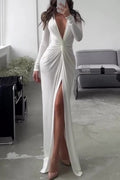 Chloé - Elegant Dress with V-Neck and Pleated Bodice