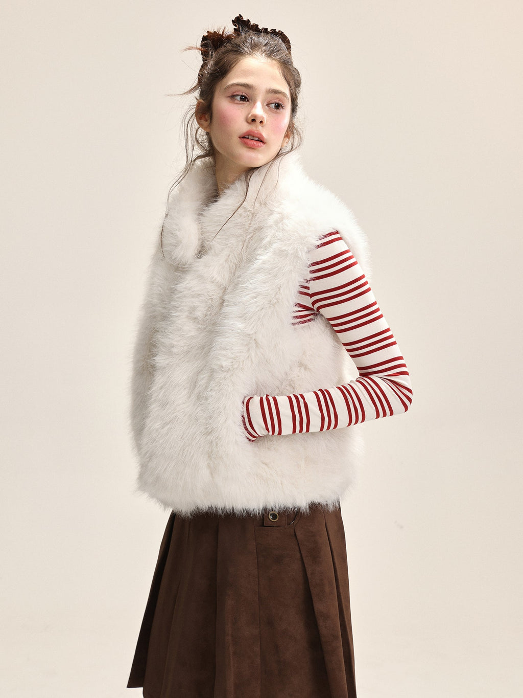 Women's Fluffy Vest with Stand-Up Collar White