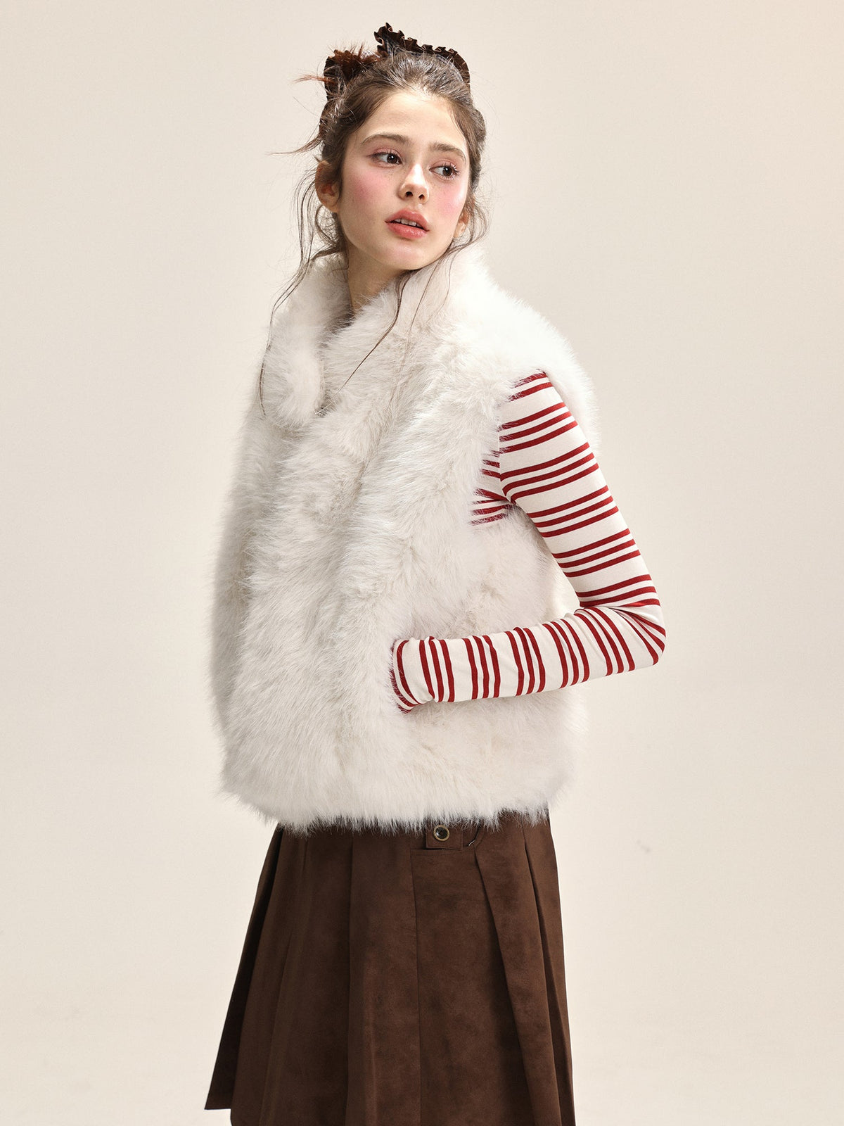 Women's Fluffy Vest with Stand-Up Collar White