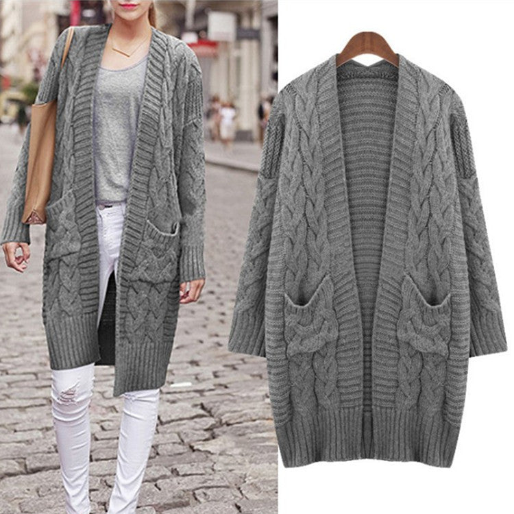Women's Chunky Knit Cardigan with Deep V-Neck and Practical Pockets
