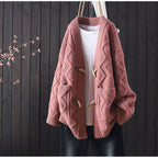 Women's Chunky Knit Jacket with Unique Cable Pattern and Practical Pockets