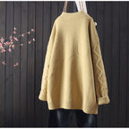 Women's Chunky Knit Jacket with Unique Cable Pattern and Practical Pockets
