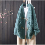 Women's Chunky Knit Jacket with Unique Cable Pattern and Practical Pockets