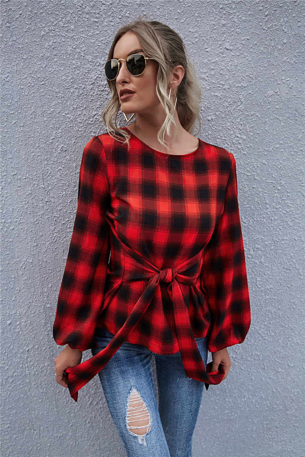 Women's Blouse with Knot Detail and Casual Plaid Pattern