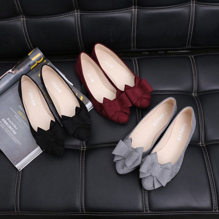 Women's Ballet Flats with Elegant Bow Appliqué