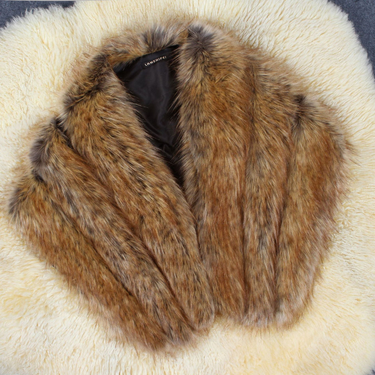Women's Elegant Faux Fur Cape