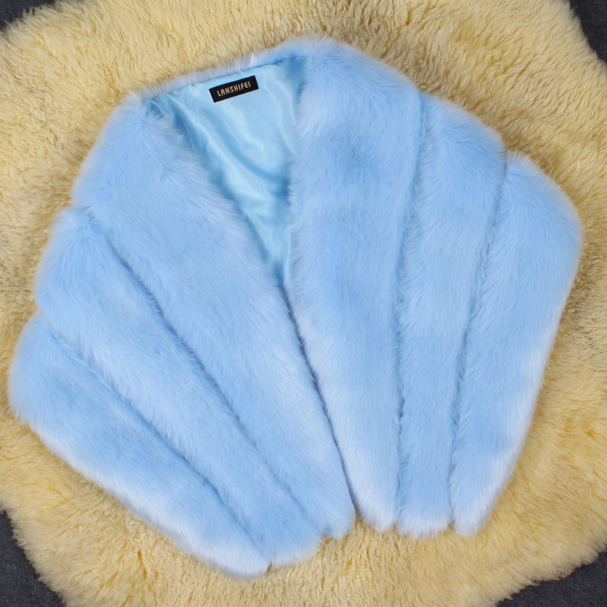 Women's Elegant Faux Fur Cape