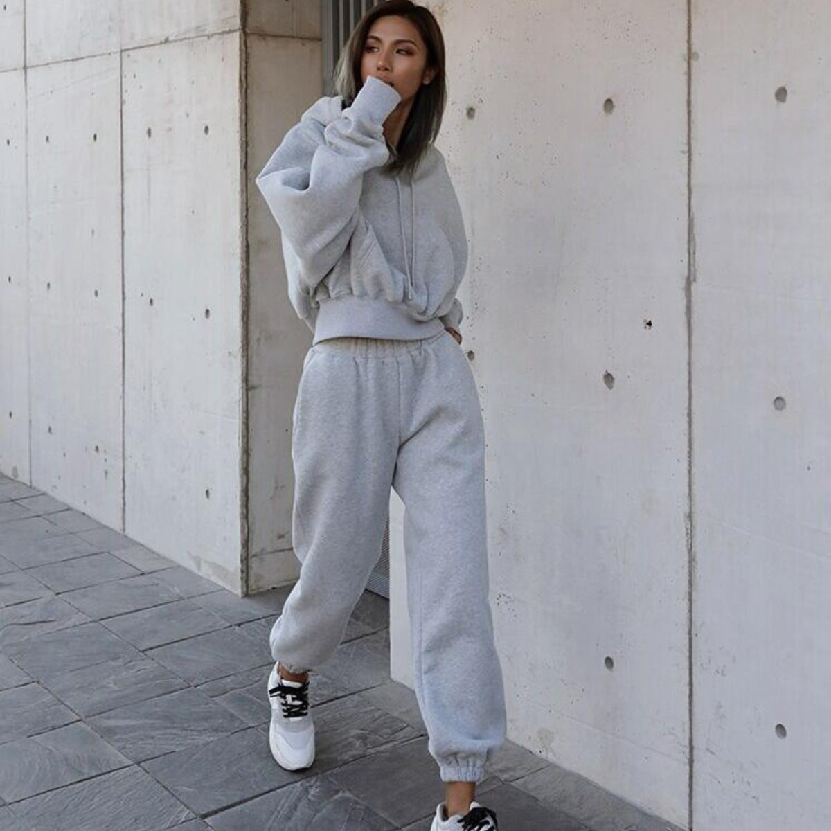 Women's Cozy Cropped Hoodie and High-Waisted Jogger Set