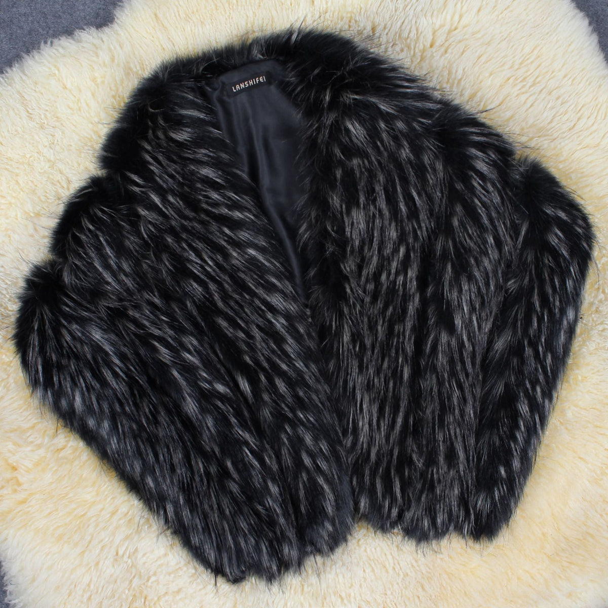 Women's Elegant Faux Fur Cape
