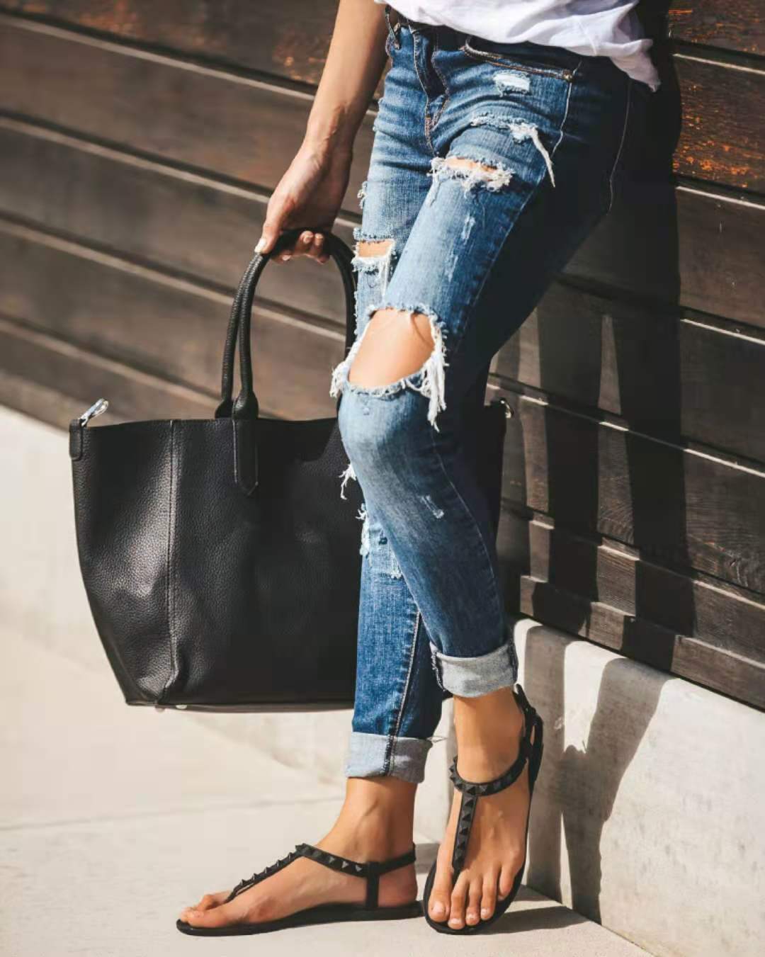 Women's Destroyed Denim Jeans