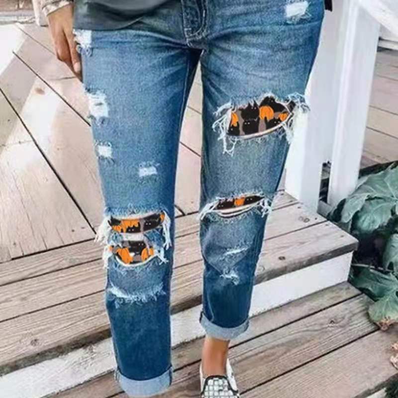 Women's Boyfriend Jeans with Creative Appliqués