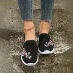 Breathable Floral Embroidered Shoes