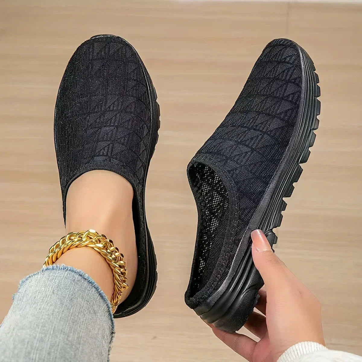 Breathable Women's Running Shoes