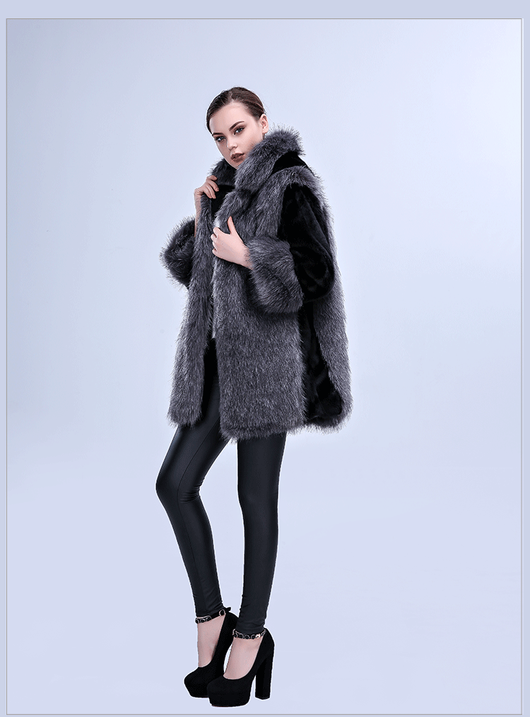 Women's Fluffy Faux Fur Cape with Voluminous Collar and Side Pockets