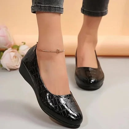 Breathable Leather Shoes with Non-Slip Sole