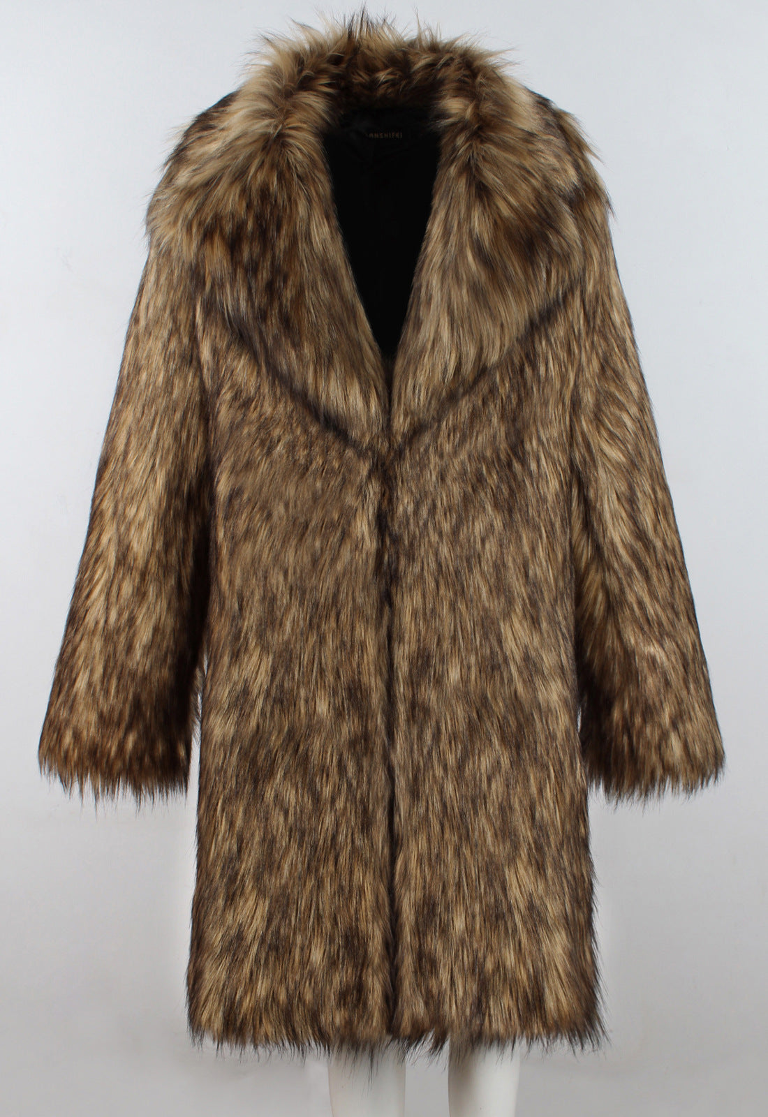 Women's Luxurious Faux Fur Coat with Large Collar