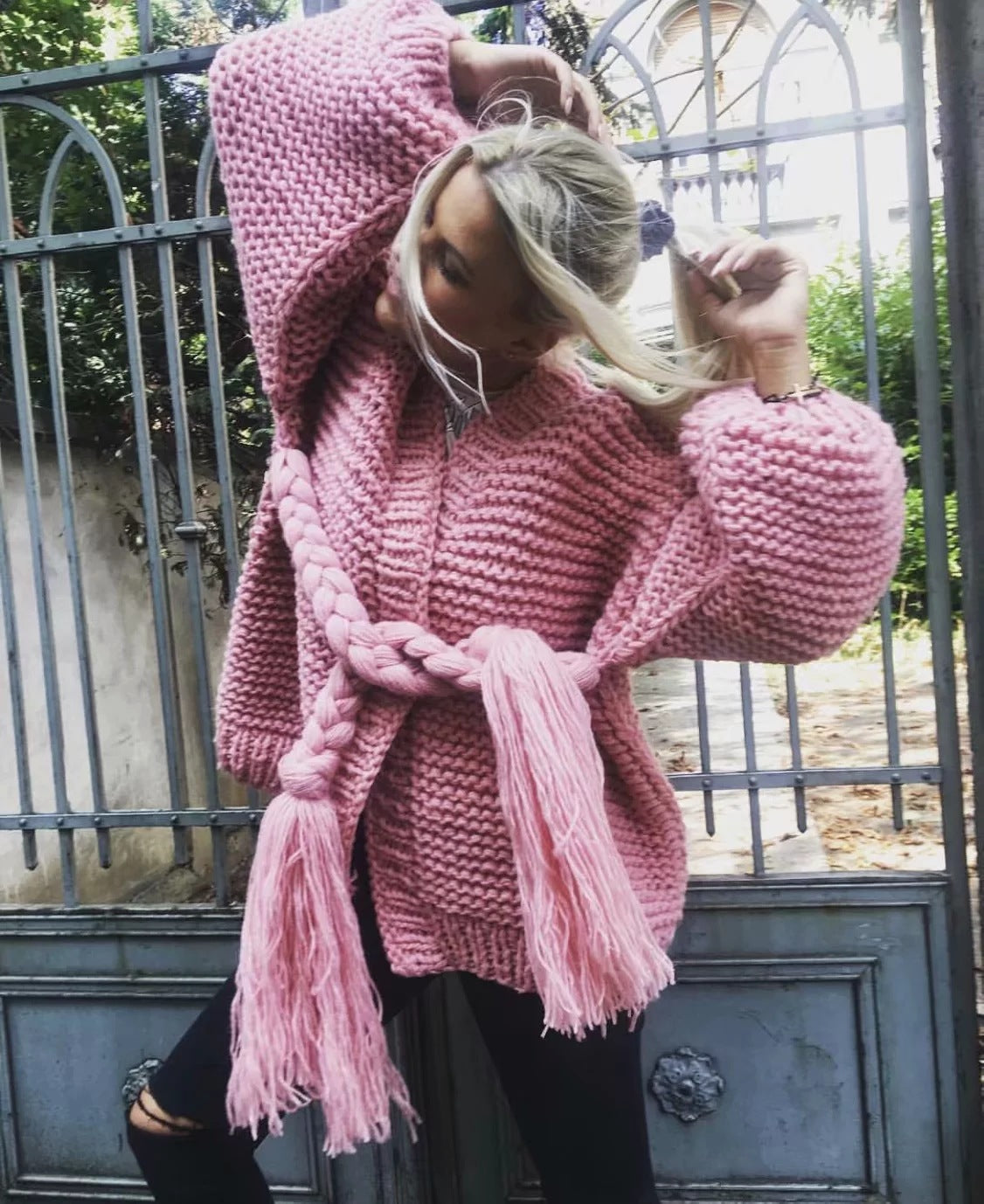 Women's Chunky Knit Cardigan with Braided Belt and Voluminous Sleeves