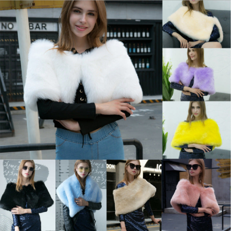 Women's Elegant Fur-Style Wrap with Soft, Voluminous Design