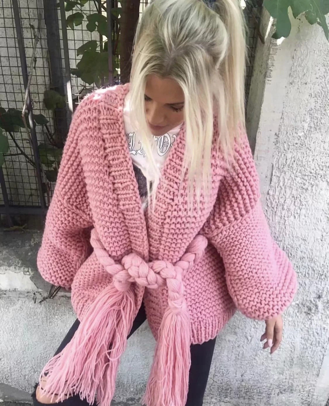Women's Chunky Knit Cardigan with Braided Belt and Voluminous Sleeves
