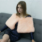 Women's Elegant Fur-Style Wrap with Soft, Voluminous Design