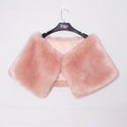 Women's Elegant Fur-Style Wrap with Soft, Voluminous Design