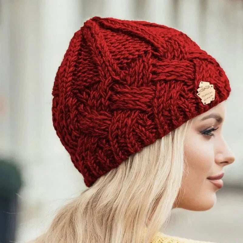 Women's soft cable knit hat