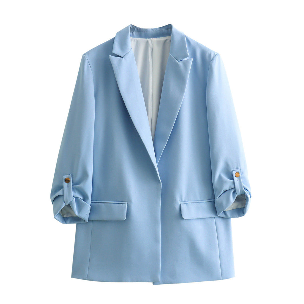 Women's Elegant Blazer with Structured Sleeves and Gold Accents