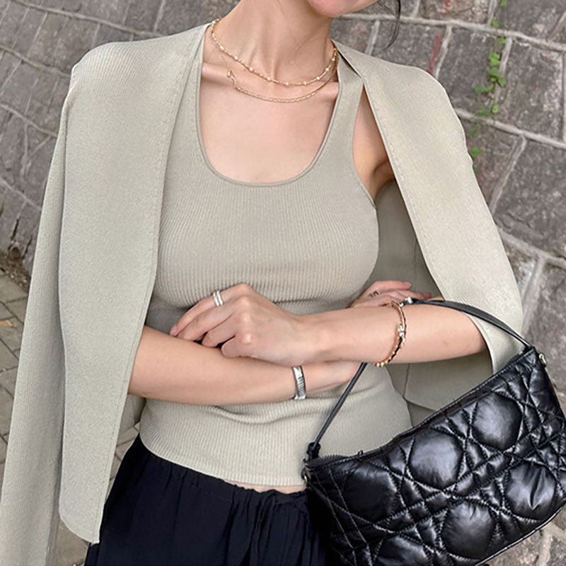 Elegant and Comfortable Minimalist Cardigan