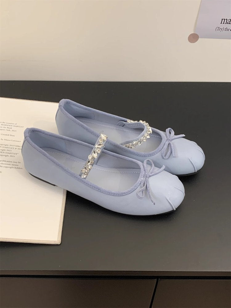 Women's Ballet Flats with Elegant Bow Accent and Quality Lining
